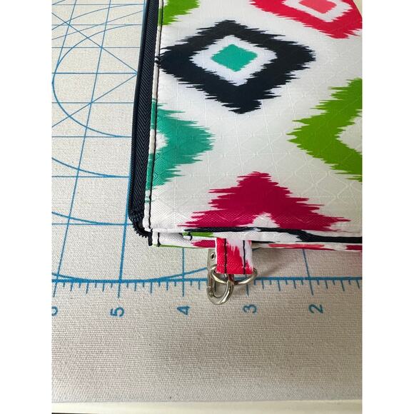 Thirty-One Easy Going Wristlet Candy Diamond Print - Picture 10 of 10